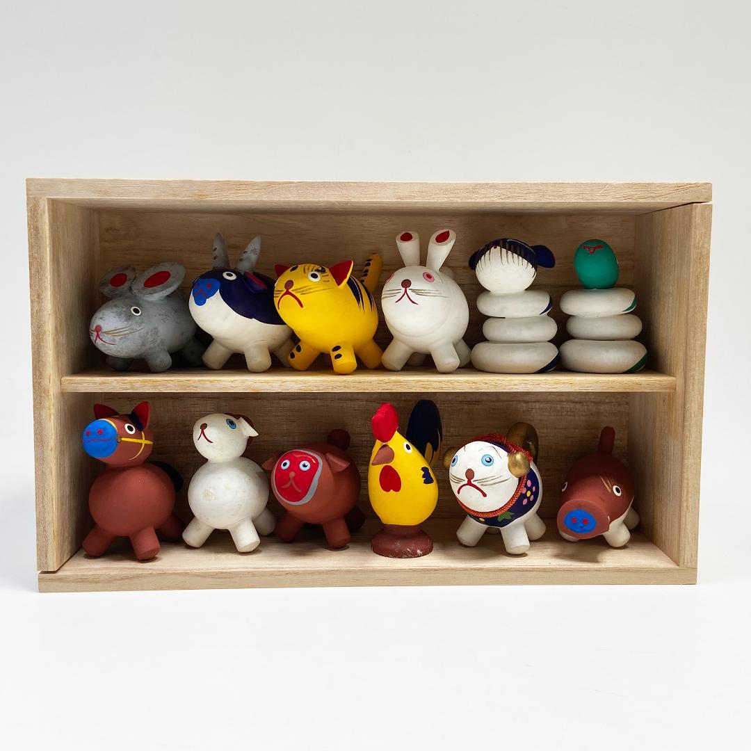 伝統工芸 おぐら屋 小椋幸治 昌雄 作 木彫十二支 桐箱入