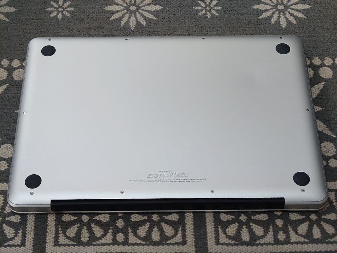 ◇値下げ！MacBookPro 13 Mid 2012 クリアカバー黒付き◇ - メルカリ