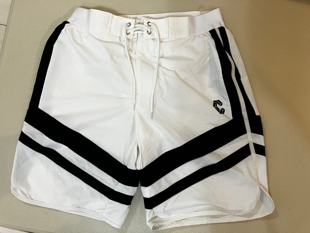 【売るよ】CRONOS 水着 Mサイズ ホワイト CRONOS SIDE LOGO SHORTS【WHITE】