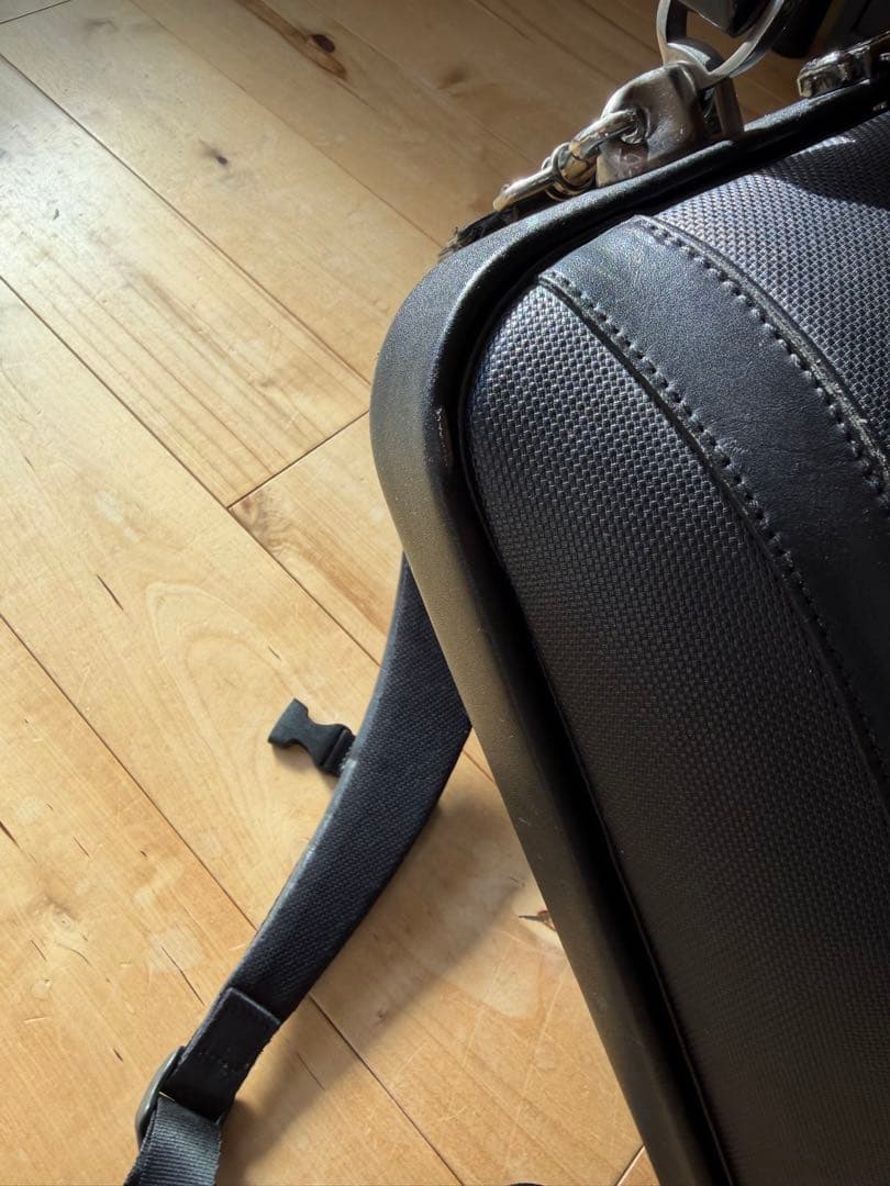 ビジネスバッグ　ブラック　ダレス　豊岡鞄