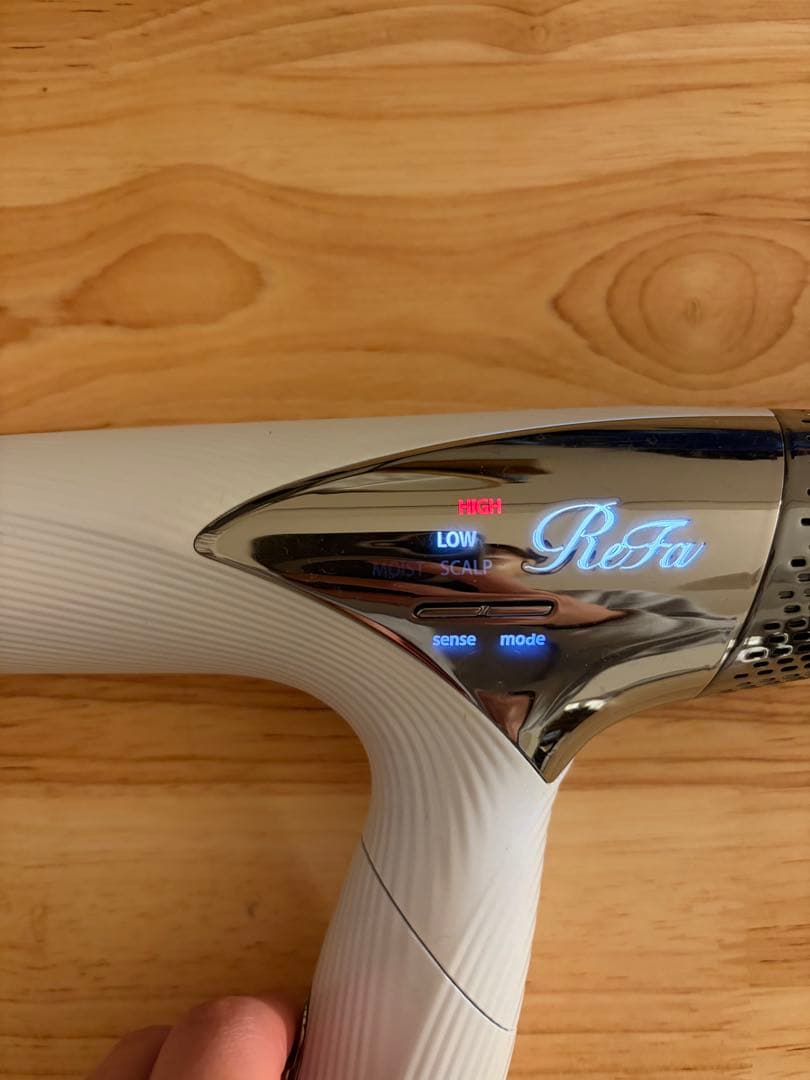 ホワイト ヘアドライヤー 本体