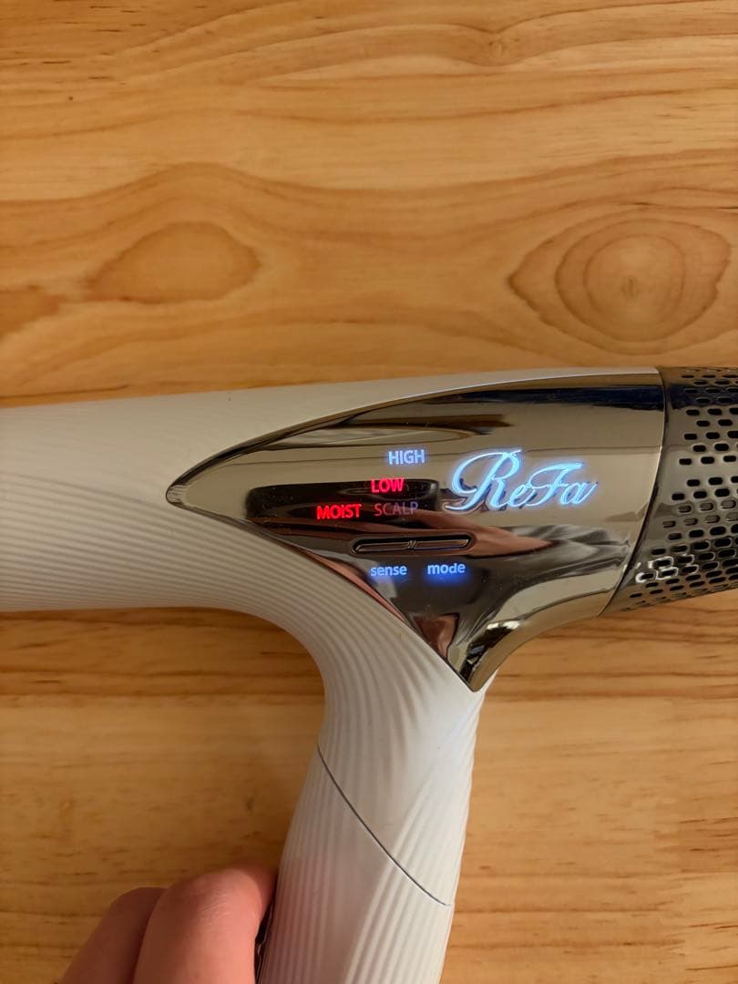 ホワイト ヘアドライヤー 本体