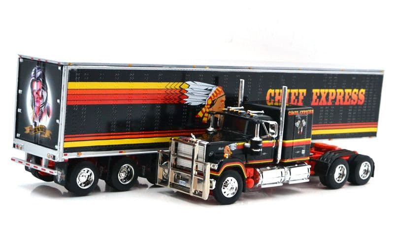 トライアクスルトレーラー \"チーフエクスプレス\"