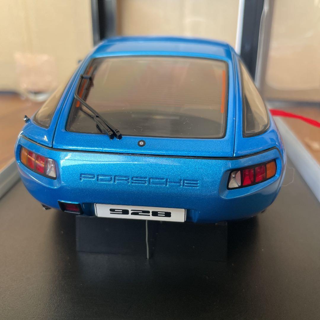 1/18 オートアート　ポルシェ928 ブルー