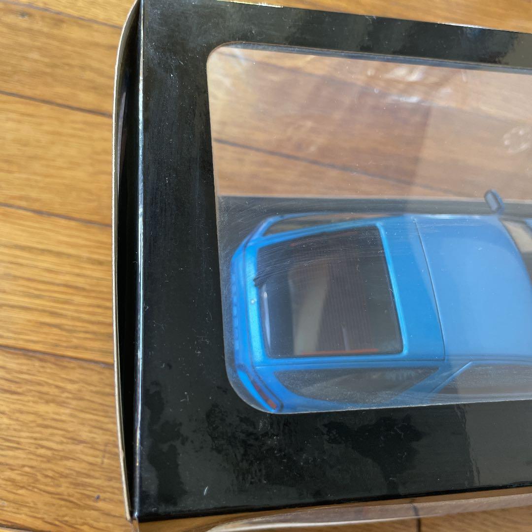 1/18 オートアート　ポルシェ928 ブルー