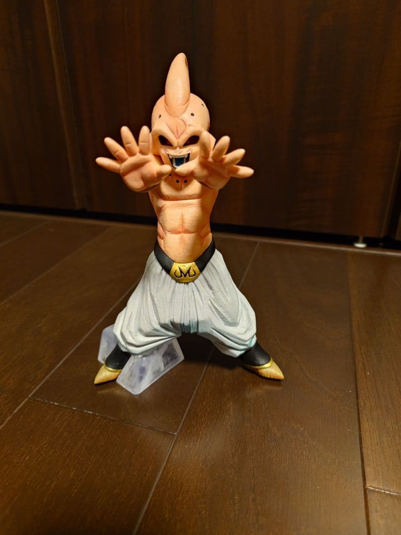 ドラゴンボール 1番くじ 魔人ブウ セル フリーザ サタン アナウンサー 亀仙人