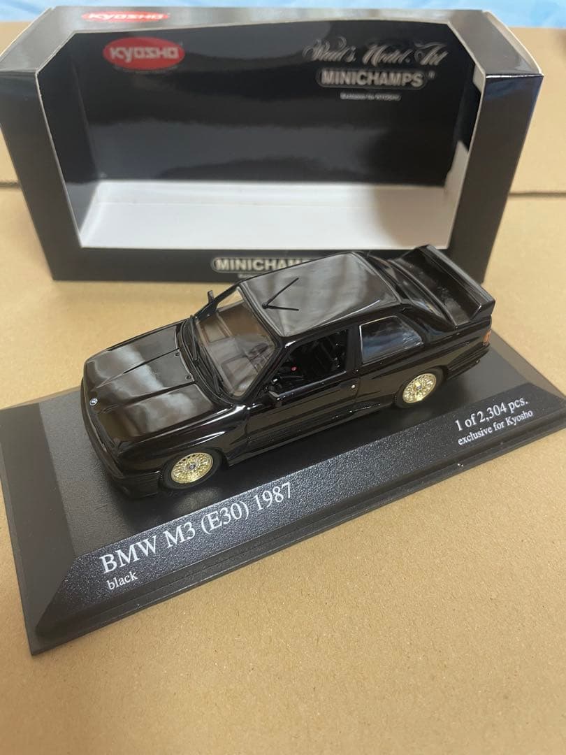 BMW M3 (E30) 1987 Silver 1/43 ミニカー