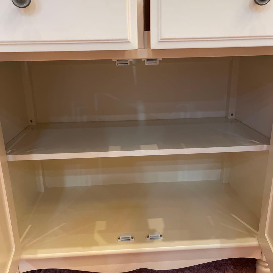 フレンチカントリー調北欧アイボリー木製キャビネット 両開きチェスト