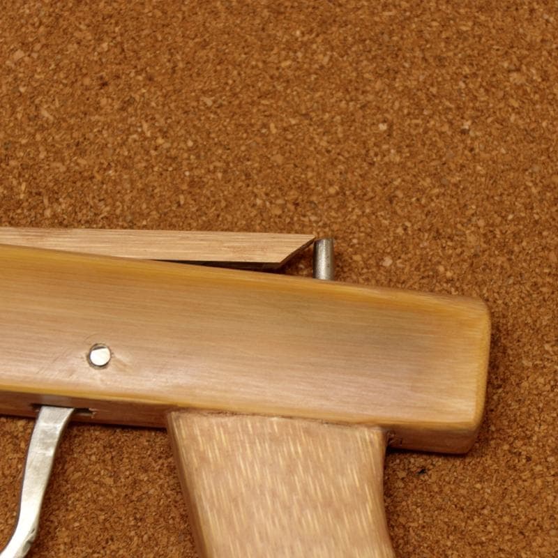 ゴム鉄砲 手作り DIY 竹材 拳銃 ピストル木彫り