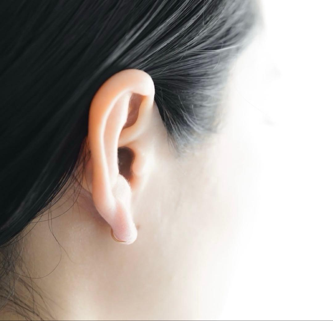 Melissa Joy Manning Small Hugger Earring - メルカリ