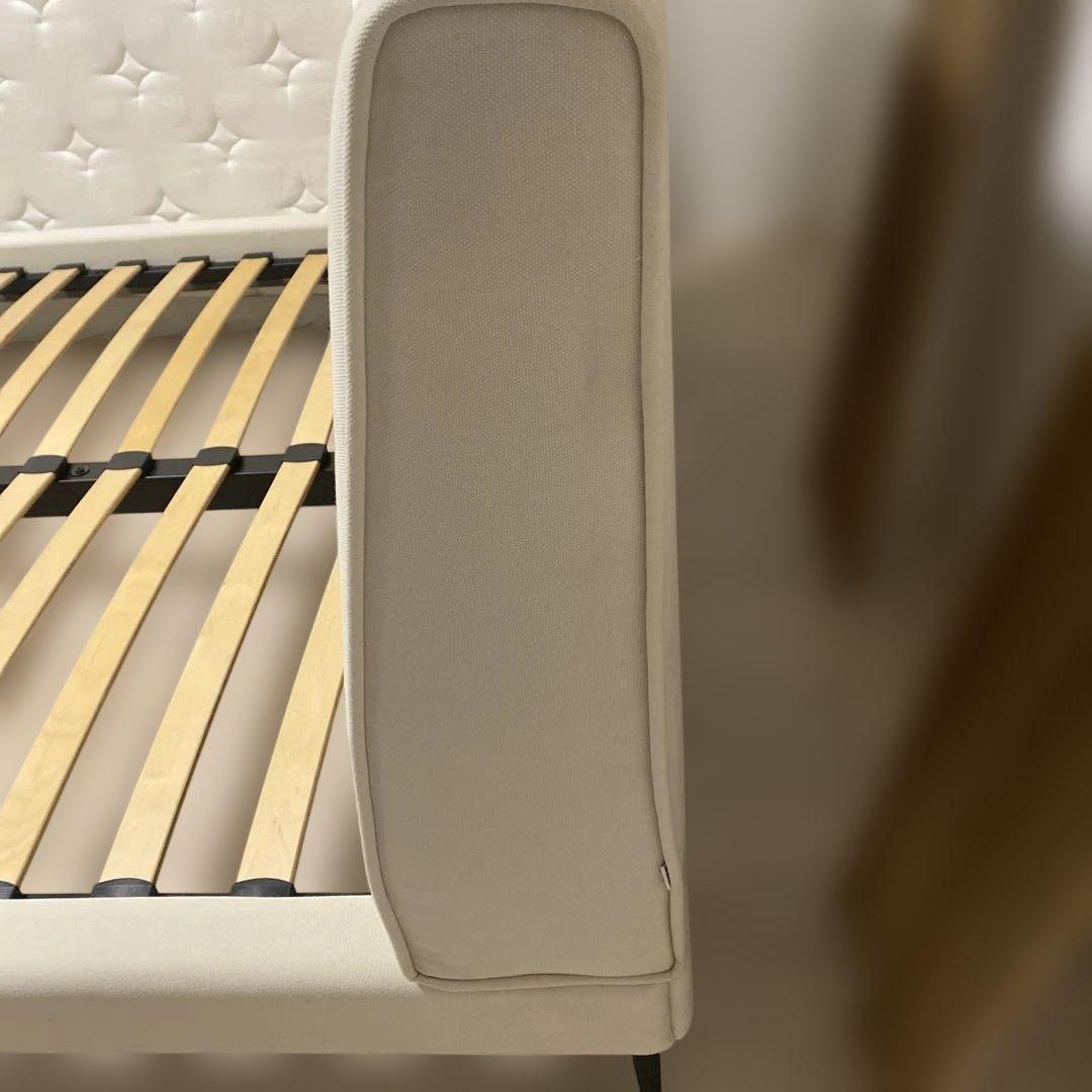 BoConceptベッドフレーム　マットレスサータ