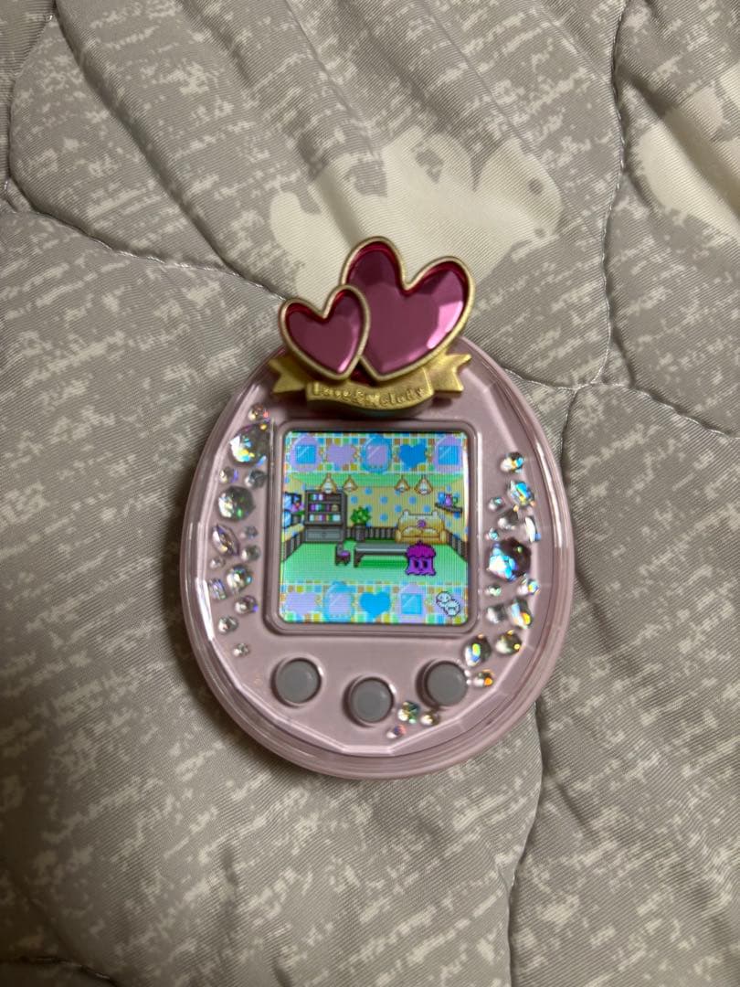 たまごっちピース Tamagotchi P's ホワイト たまデコピアス付き