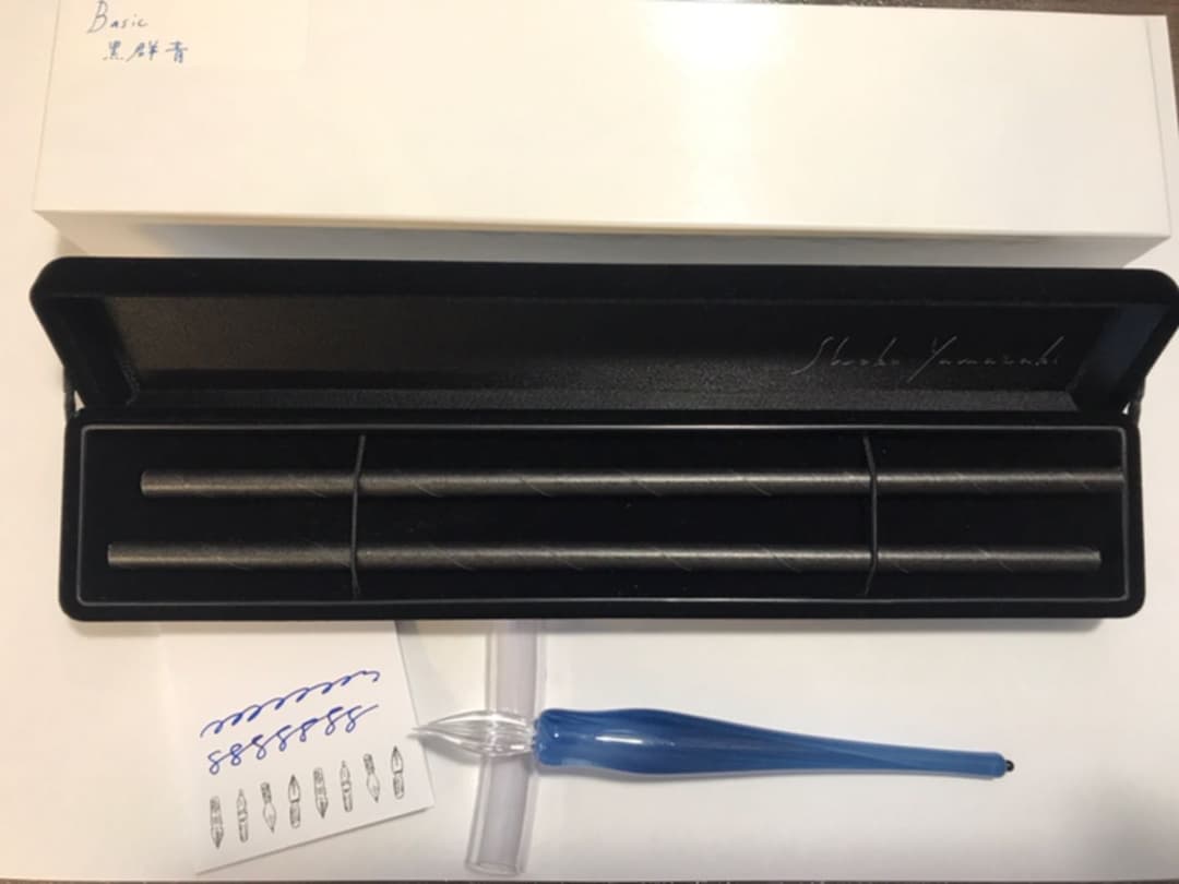Shoko Yamazaki ガラスペン 黒群青