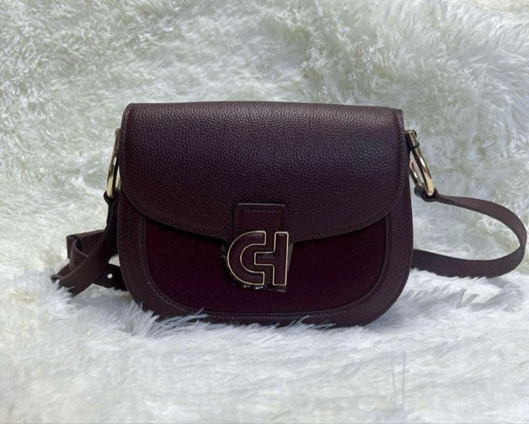 カナリア 新品未使用コールハーン　クラッシックミニサドルショルダーバッグ