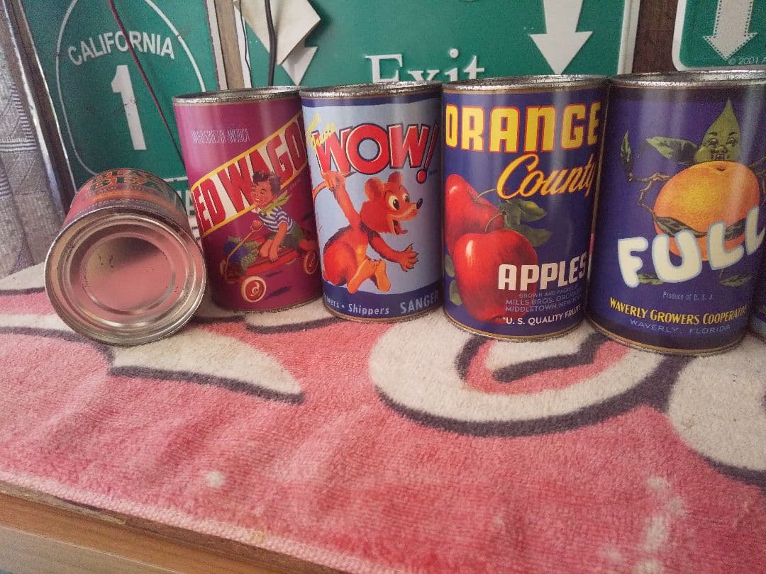 レトロ、アンティーク風 缶詰型の貯金箱7つセット スチール缶