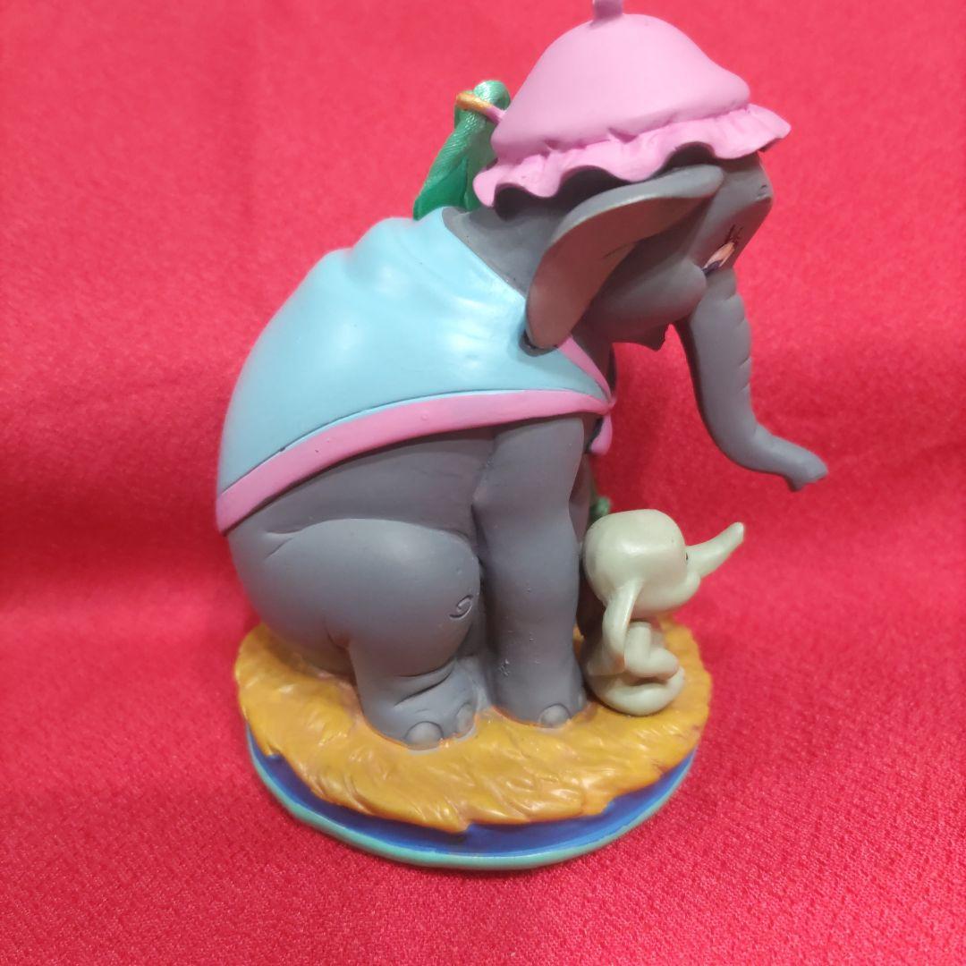 ディズニー「ダンボ」ミセスジャンボとダンボ オーナメント