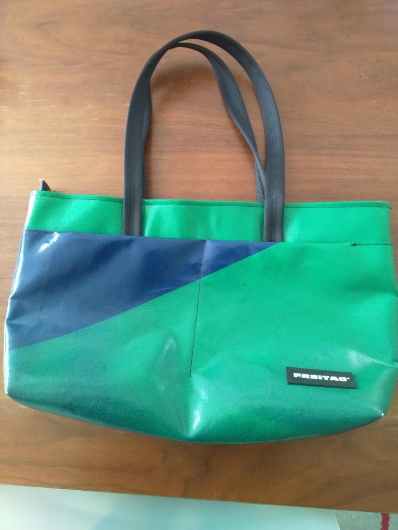 PRETAG 緑 青 ハンドバッグ