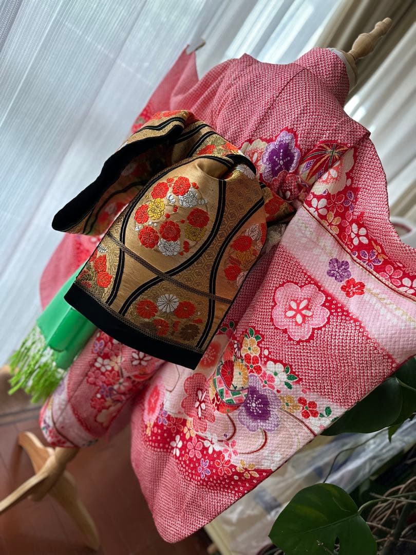 7歳七五三フルセット 赤×白×紫 絞り風花柄着物と立涌模様の帯