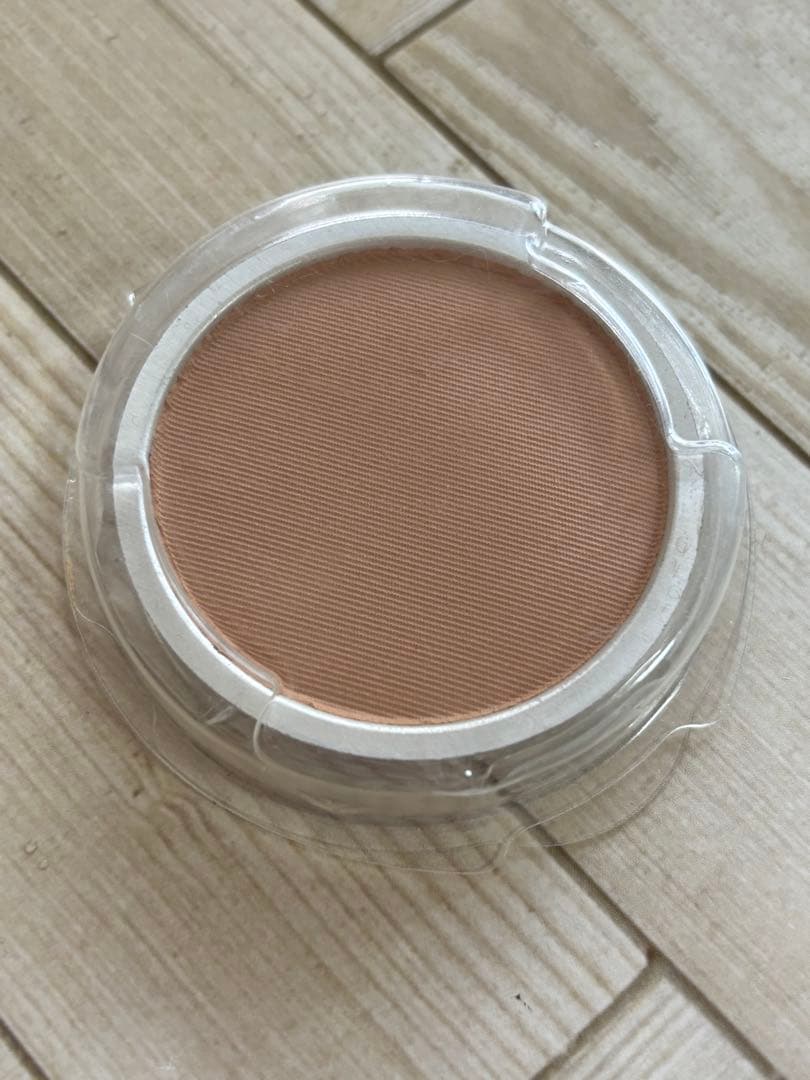 資生堂　ANESSA アネッサ　パウダー　ファンデーション　オークル20