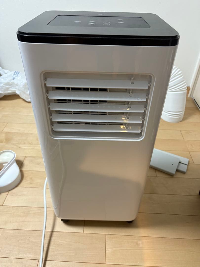 2024年製　どこでも置くだけエアコン　SC-DQ2442 スポットクーラー