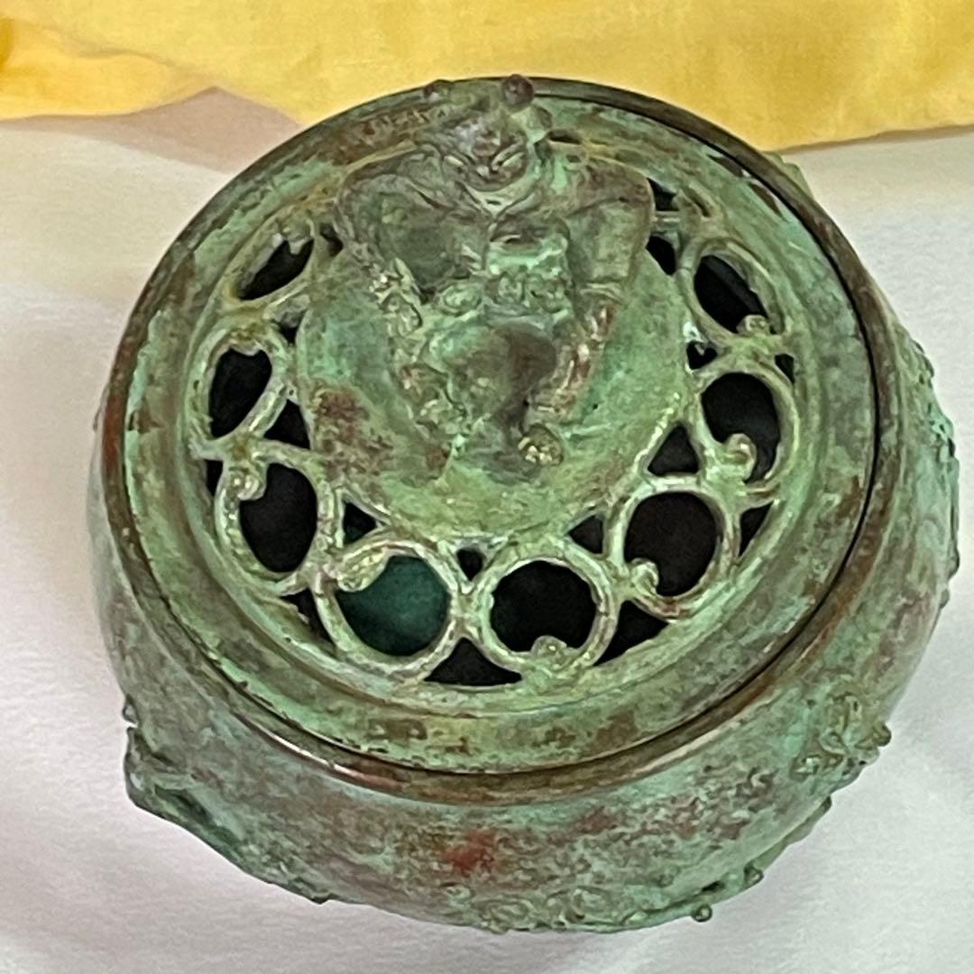 高岡銅器 須賀七郎作 月芳 蝋型鋳銅 香炉 唐子蓋梅文 共箱 証書 栞