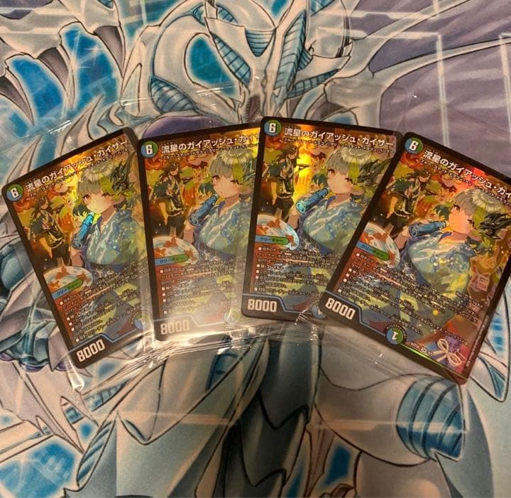 デュエマ 引退品 (スリーブ付き) デッキ6つ 、デッキケース 、プレイ