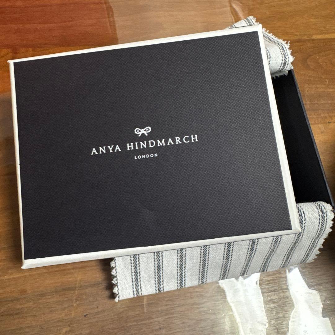 とうぶん最終値下げ ANYA 3つ折り財布 シルバー