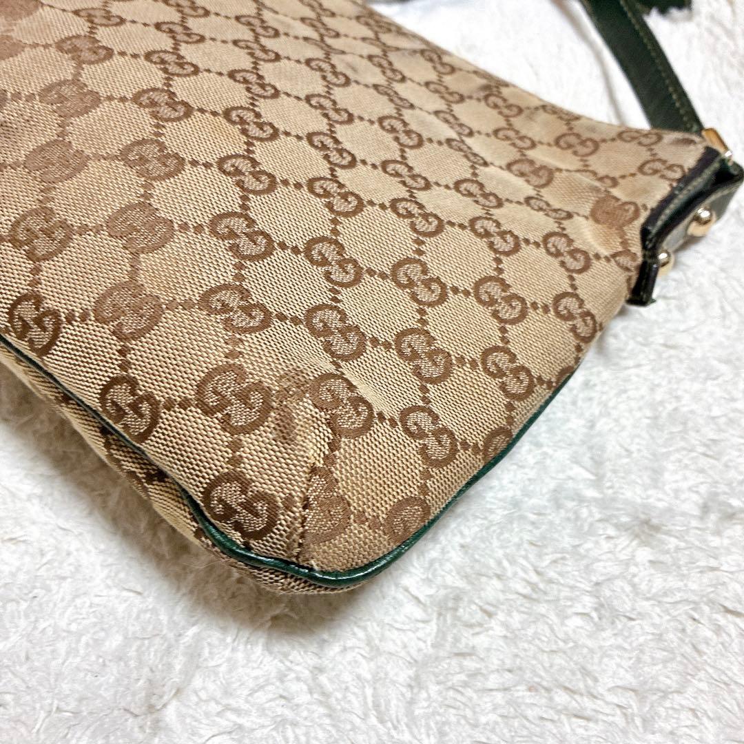 GUCCI グッチ　ショルダーバッグ シェリーライン　ホースビット