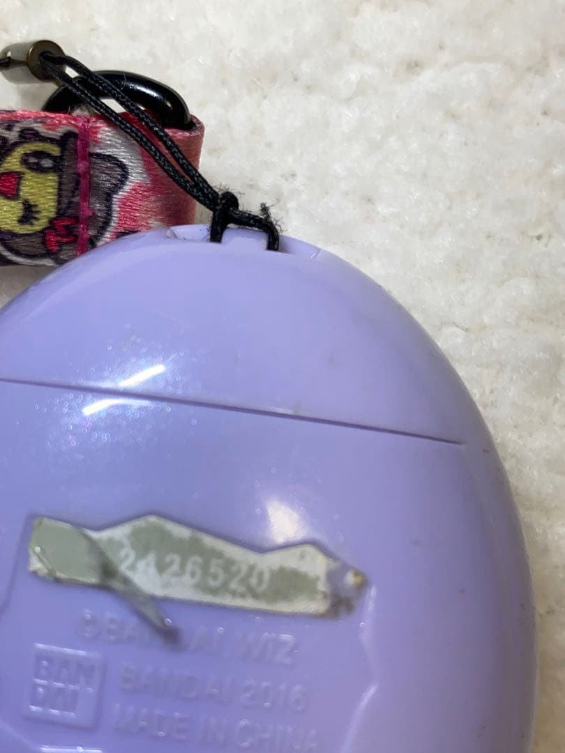 あ*か様 たまごっちmix 紫　動作確認済み　ストラップ付き