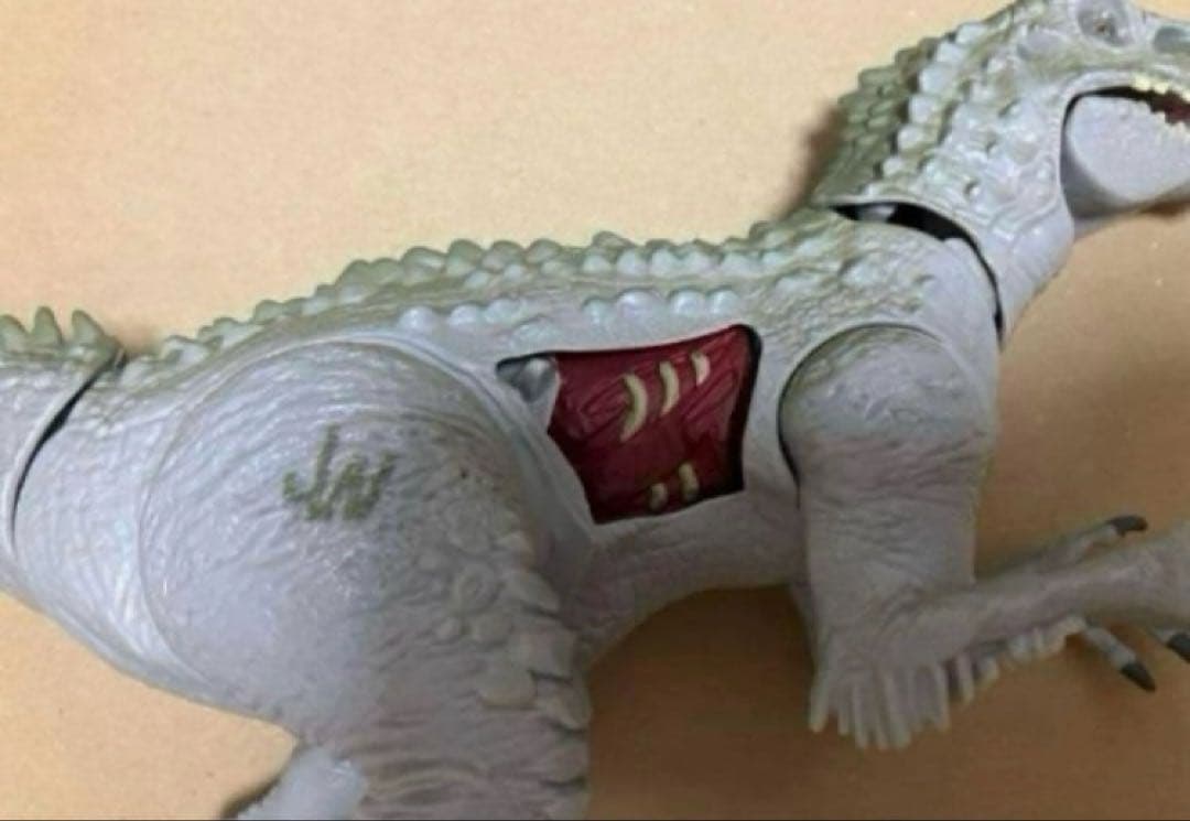 ジュラシックワールド ハズブロ 恐竜 フィギュア 3体セット インドミナス