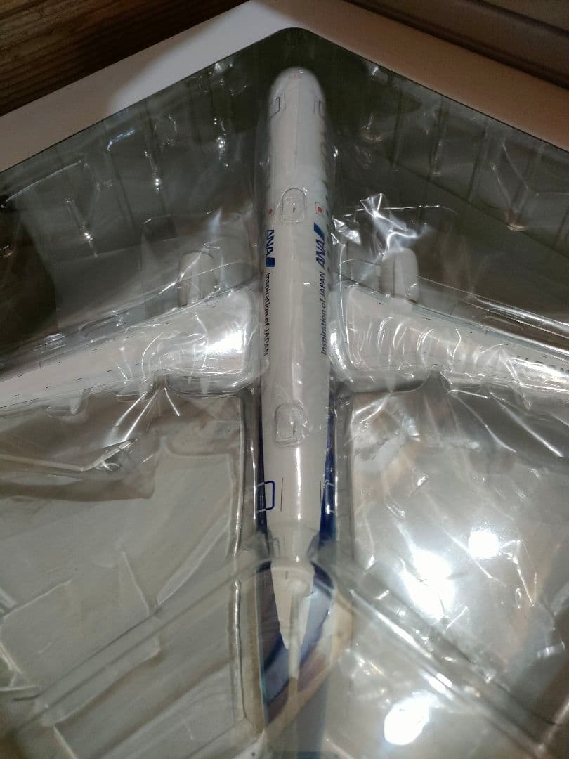ANA MRJ90 1:100 スケール 模型【レア】値下げしました