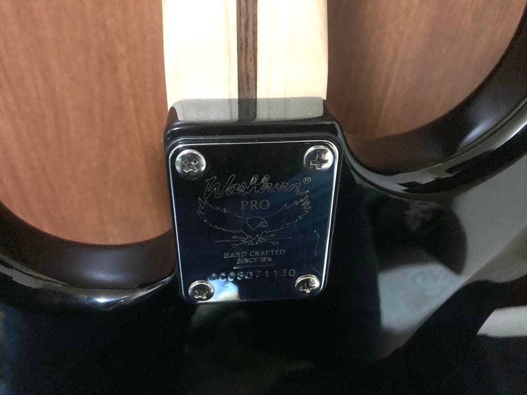 Squier Affinity Series　ストラトキャスター　ブラック