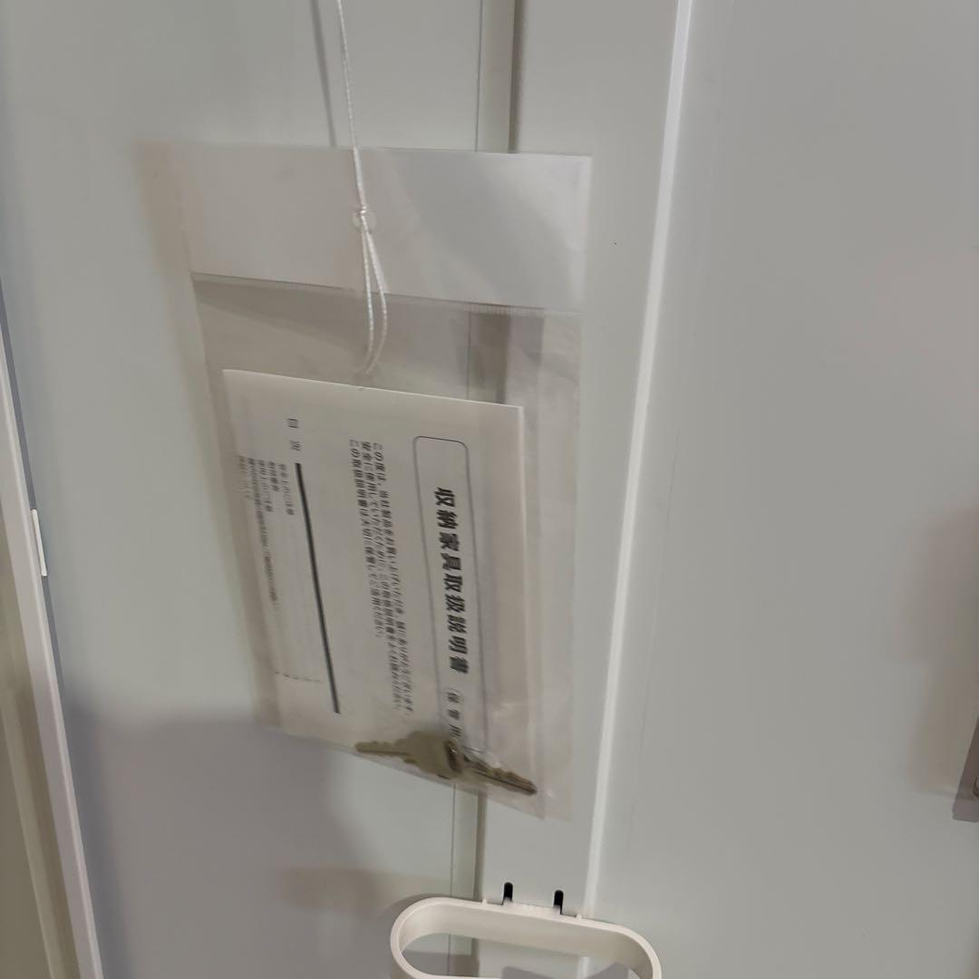 ロッカー　ホワイト　２つ