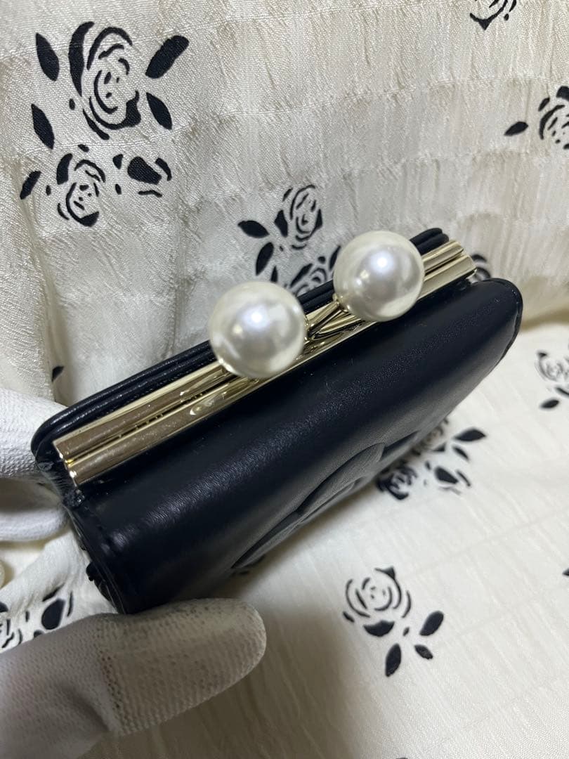 MARY QUANT 2つ折り財布 花柄 パール