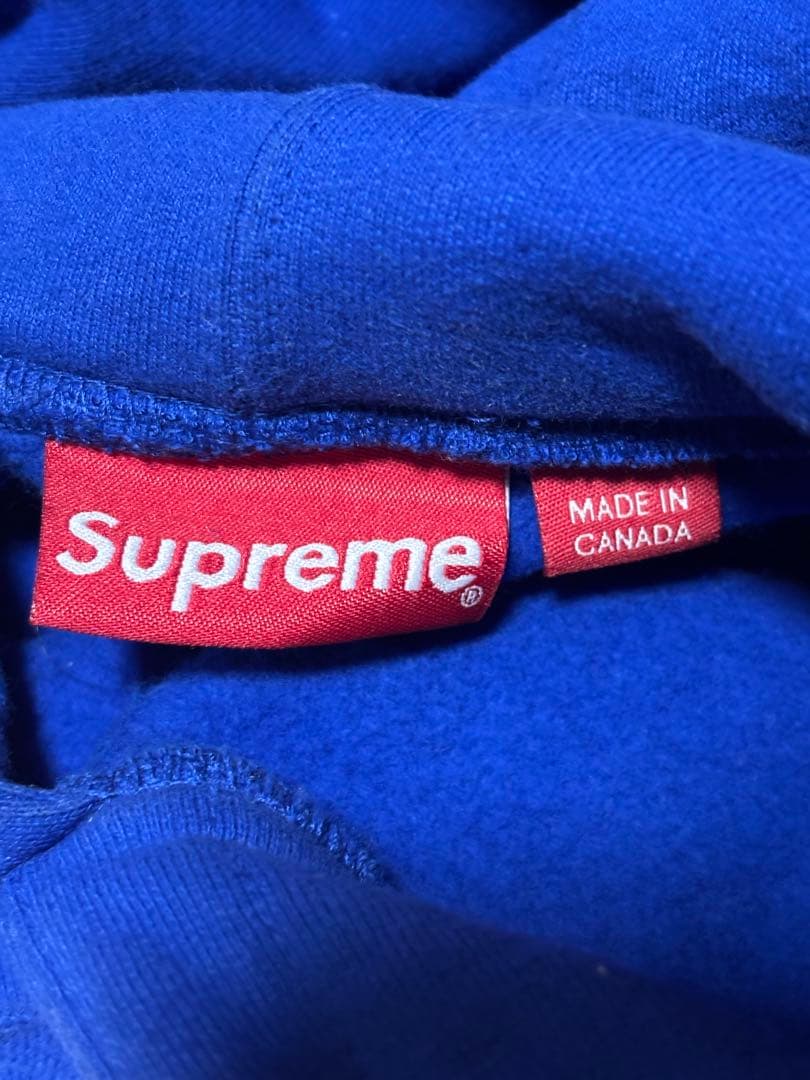 〖希少〗コムドットゆうた着用 supremeパーカー
