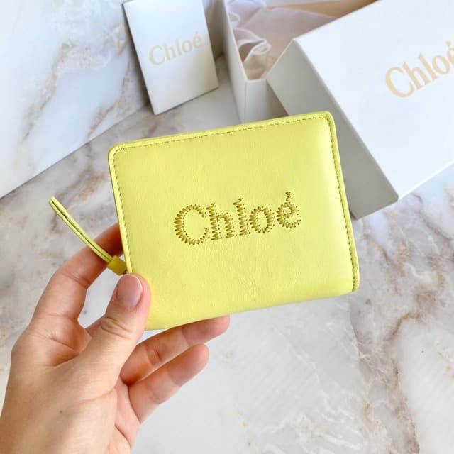 Chloé クロエ イエロー 二つ折り財布