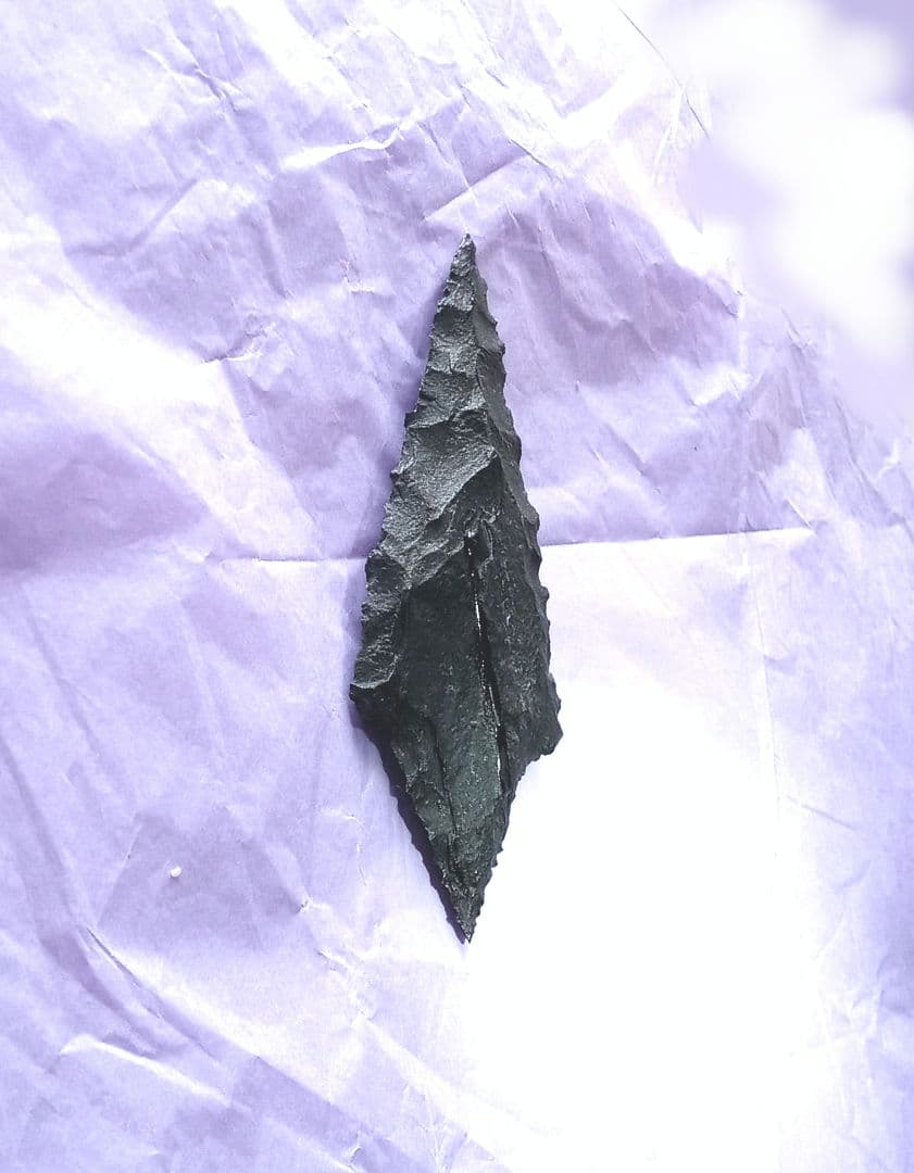 原始人 アイヌ仕様。pro 有舌尖頭器 石器 模写 サヌカイト