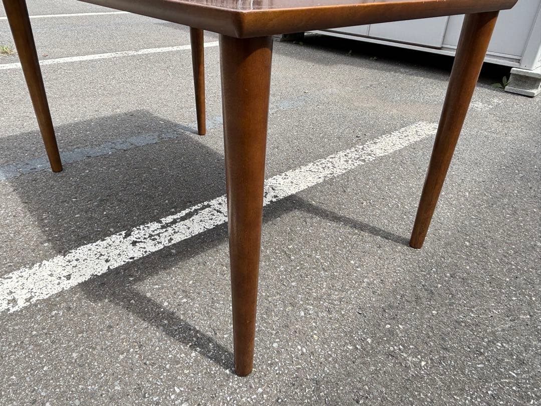 手渡し可 カリモク60 ダイニングテーブル W1300×D800×H700 茶