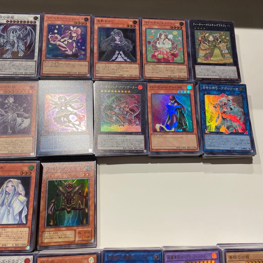 遊戯王　カード　引退品　整理品　全てスーパーレア以上　2300-2400枚程度