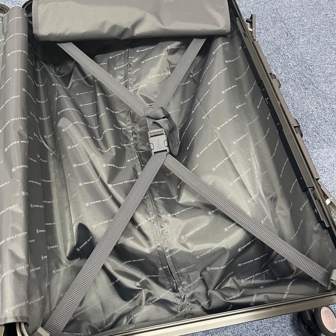 ほぼ未使用 スイスミリタリー スーツケース キャリーケース チタン