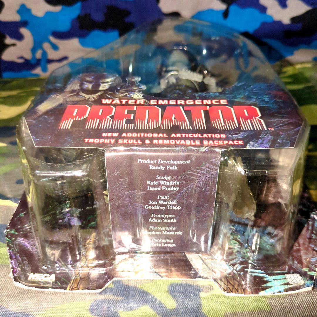 NECA／ウォーターエマージェンシー•プレデター【未開封】