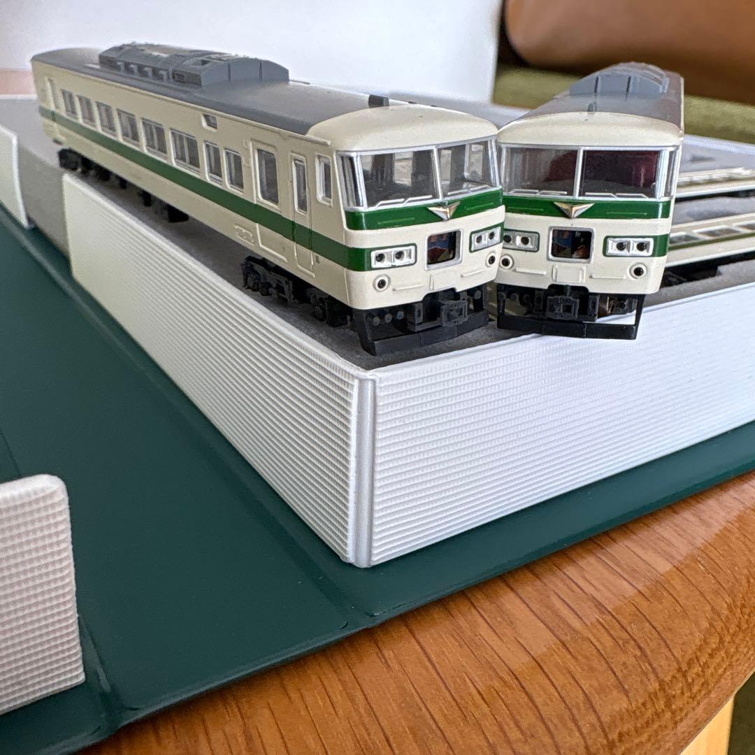 KATO 10-335 185系200番台新特急谷川、草津、なすの、あかぎ7両②の