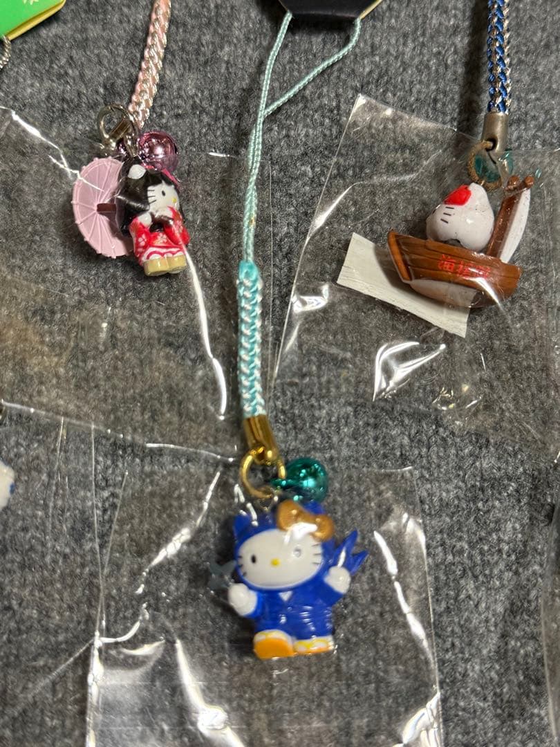 ご当地限定ハローキティ　根付け　13個セット