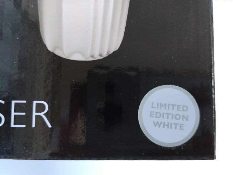 Hotel Chocolat VELVETISER 限定WHITE 新品・未使用
