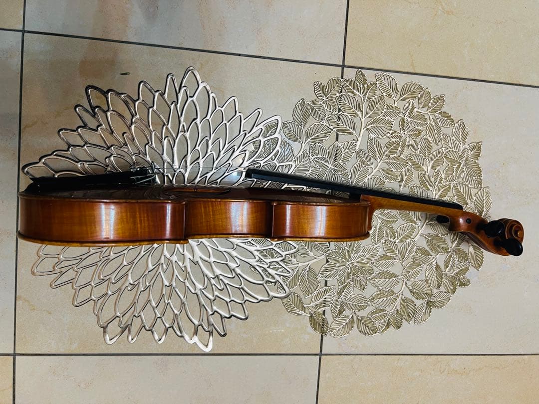 バイオリン 本体 ブラウン 4弦 - メルカリ