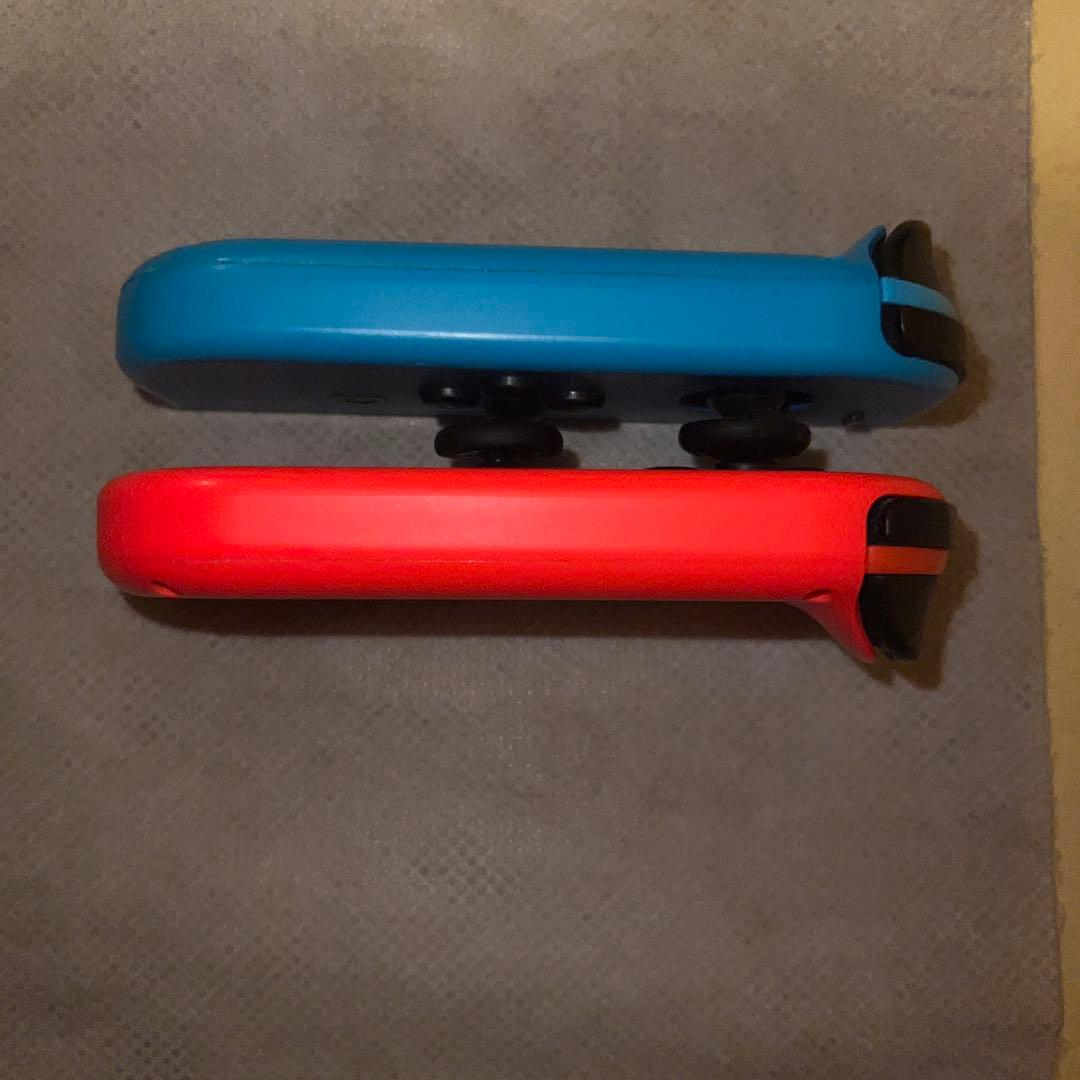 Nintendo Switch 本体 赤/青 Joy-Con 付属品付き