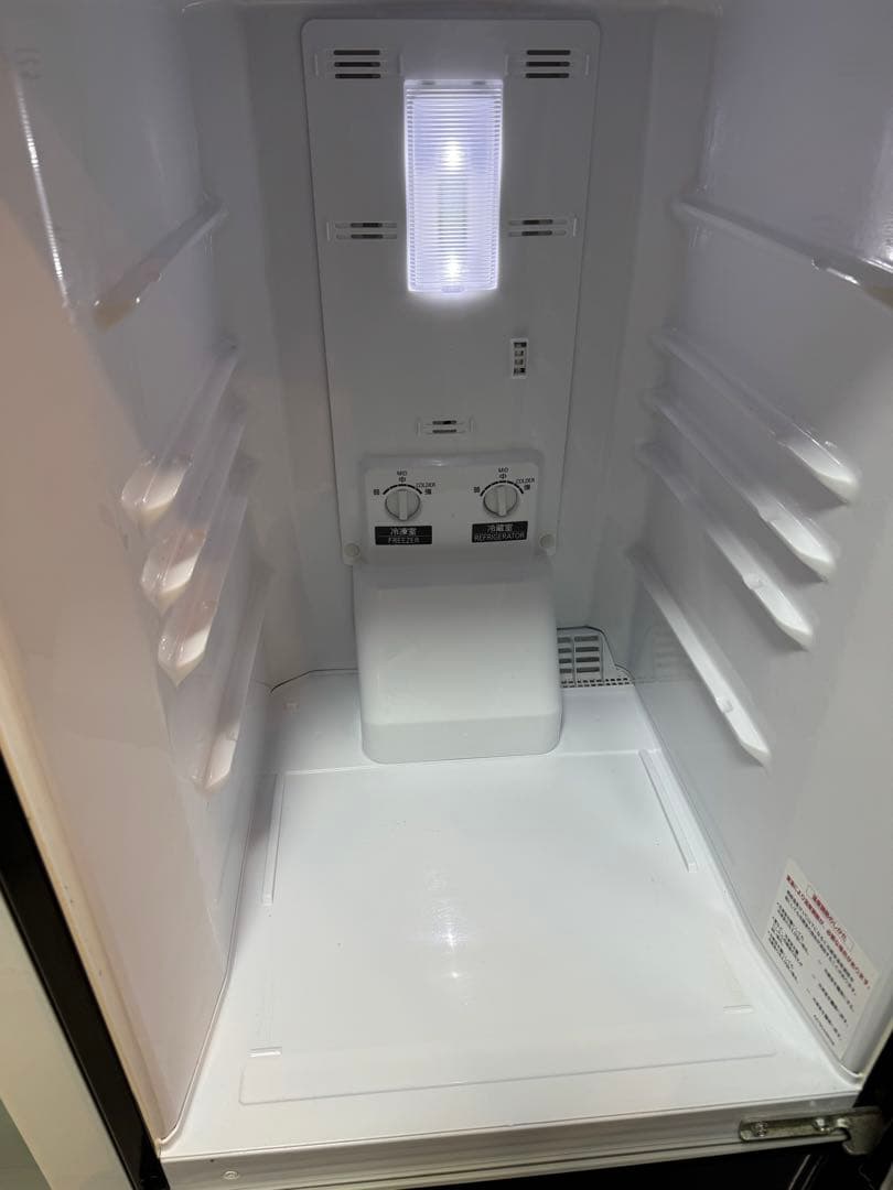 【送料込み】2016年製 Mitsubishi 冷蔵庫 2ドア 146L