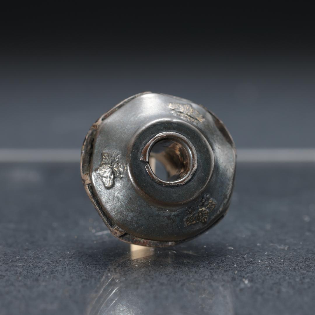 緒締め玉 桐文 銅製 骨董 胴乱 印籠 R1449