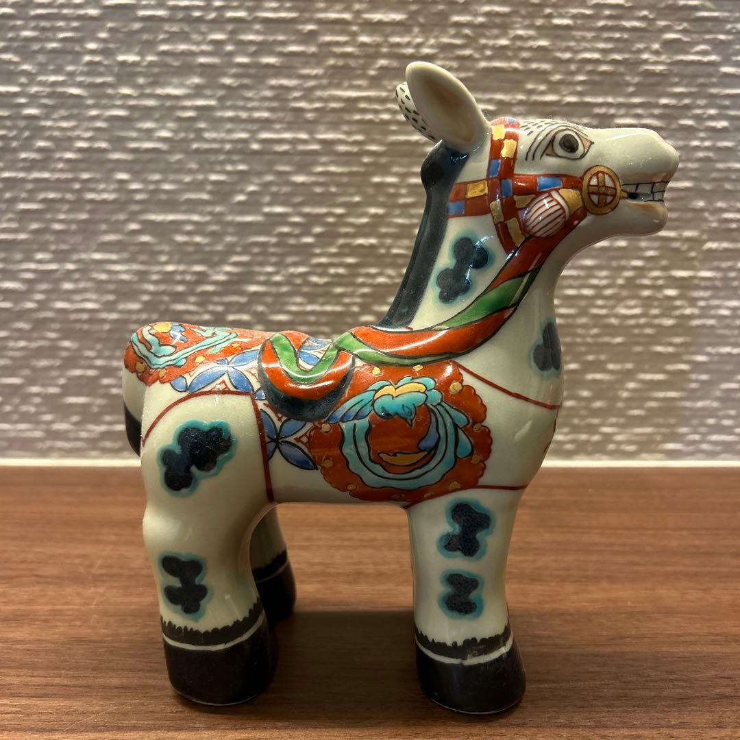 午年に】有田焼 左エ門窯 色絵 馬 置物 縁起物／インテリア