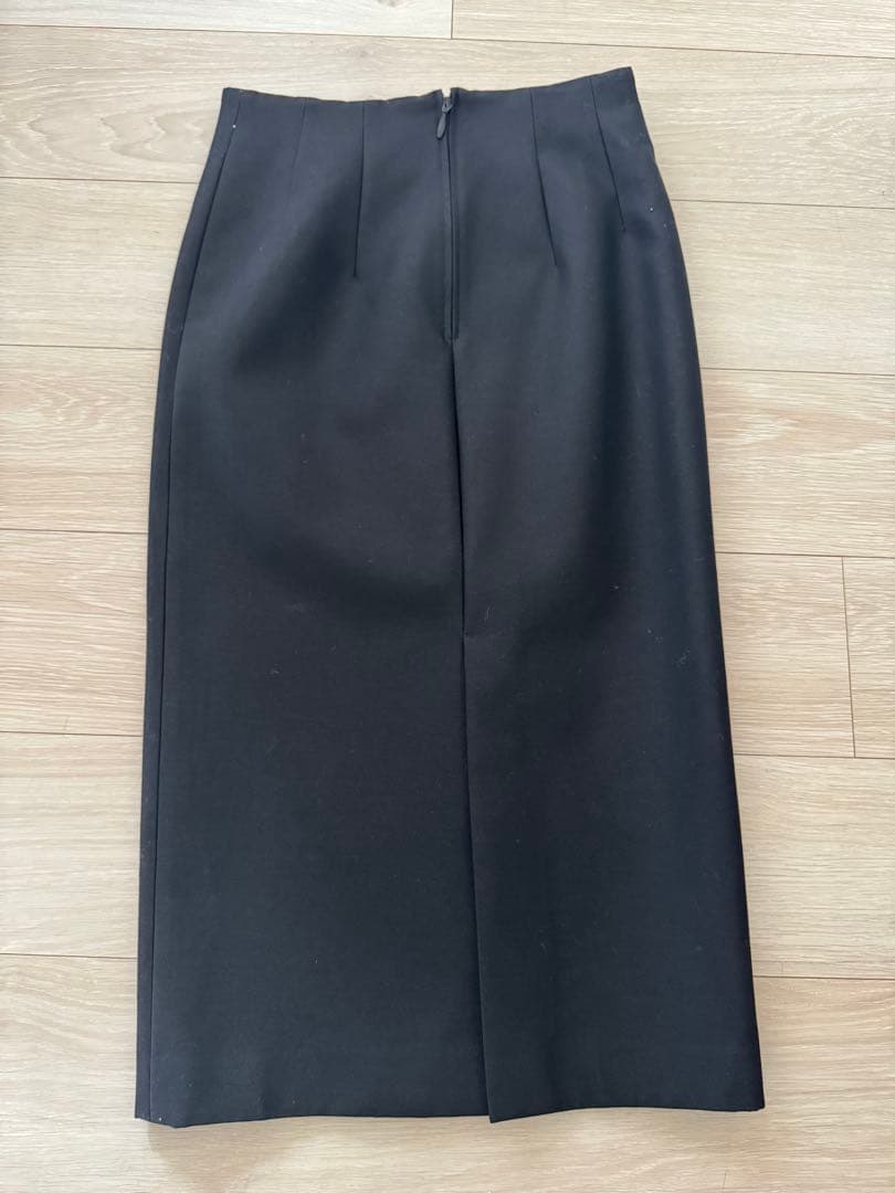 【新品】SHE tokyo タイトスカート　黒　36